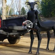 Il robot centauro con motoseghe al posto delle mani è pronto per le missioni imp