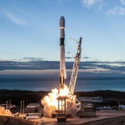 Perché la NASA non usa razzi riutilizzabili come SpaceX?