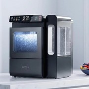 Ecozy presenta una macchina smart per i cubetti di ghiaccio che non si inceppa