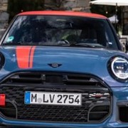 Mini John Cooper Works, ancora più racing con gli accessori JCW
