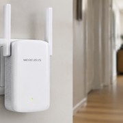 L'extender Wi-Fi 6 di TP-Link scontato del 38% risolve il problema delle zone mo