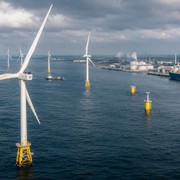 Trump spende altri 1,2 miliardi per fermare l'eolico offshore