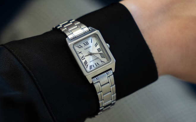 Anteprima: Casio LTP-B150D-7B: il piccolo analogico che punta sul design classico