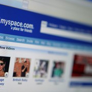 Ritorno alle origini per MySpace: sarà di nuovo un vero social network