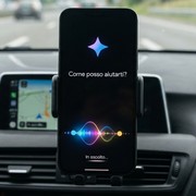 Gemini ascolta di nascosto? Gli utenti segnalano attivazioni automatiche in auto