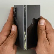 Galaxy Z Fold8 smontato da iFixit: piccoli progressi, ma ancora non ci siamo