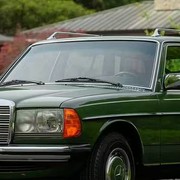 Questa Mercedes del '79 era sepolta ad Avellino: oggi è un pezzo unico al m