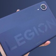 Lenovo Legion Y700 Infinite con OLED si fa vedere in anticipo in alcuni scatti r