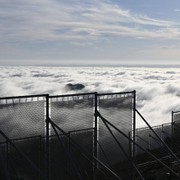 Ecco la rete che cattura la nebbia e produce 37.000 litri d?acqua