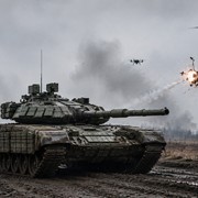 I droni mettono in crisi Arena-M, la nuova difesa dei carri russi