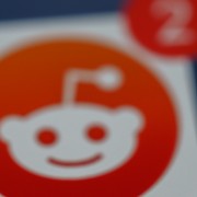 Reddit, in arrivo una nuova esperienza audio e video simile a quella di TikTok