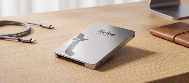 Copertina: I vecchi SSD SATA vanno ancora bene per il gaming nel 2026?