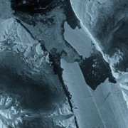 Un pezzo di Groenlandia grande 76 km² si è appena staccato