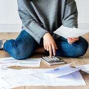Bollette e caro vita: in autunno si profila una stangata da 270 euro per le fami