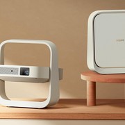 Cinema da 200'' con il proiettore compatto con Google TV: sconto del 27%
