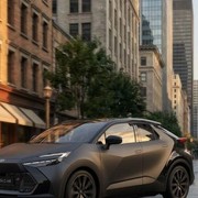Toyota C-HR festeggia 10 anni, per l'occasione la GR SPORT si rifà il look