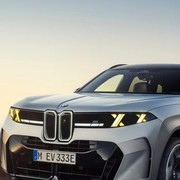 BMW porta a Torino la nuova X5: debutto italiano insieme a iX3 e i3