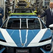La Lamborghini Temerario veste la divisa della Polizia