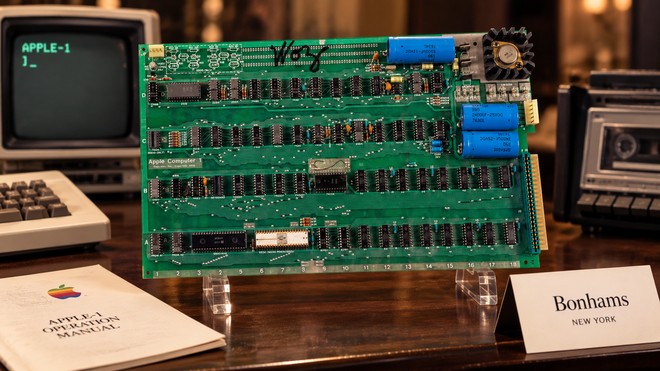 Anteprima: Apple-1 firmato da Wozniak allasta: può valere 683.000 euro