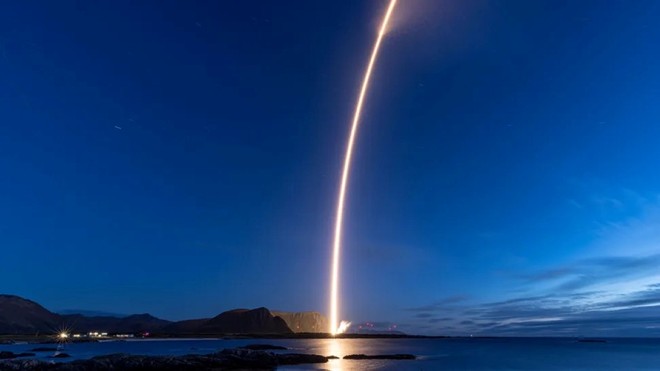 Anteprima: LEuropa rompe la dipendenza spaziale: Spectrum centra lorbita
