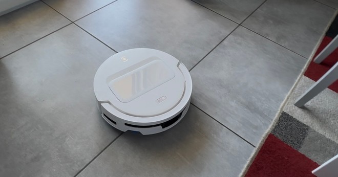 ECOVACS DEEBOT T90 Max Pro OMNI: il robot più completo a 599 euro