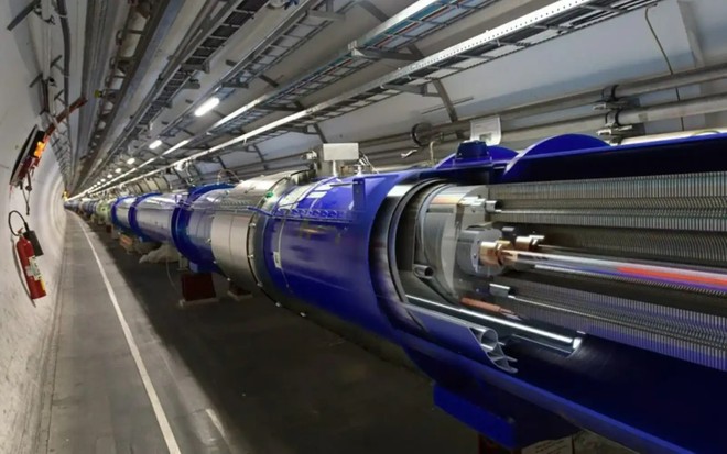 Il CERN sceglie Debian per gli acceleratori: cambiare hardware sarebbe costato milioni