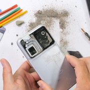 Honor Robot Phone non è uno smartphone da spiaggia: test e teardown