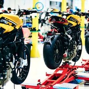 MV Agusta in crisi: cosa succede davvero alla fabbrica di Schiranna?