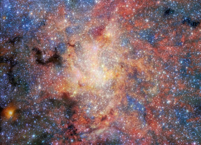 Anteprima: Acqua e polvere vicino al buco nero della Via Lattea: la scoperta del Webb