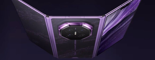 Anteprima: Altro che iPhone Duo, importare Huawei Mate XT 2 può costare più di 5.000 euro