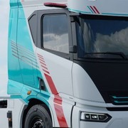 BYD, arriva in Europa il camion elettrico da 1000 CV che si ricarica in 20 minut