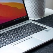 Trackpad che sporge dal notebook? Attenzione alla batteria