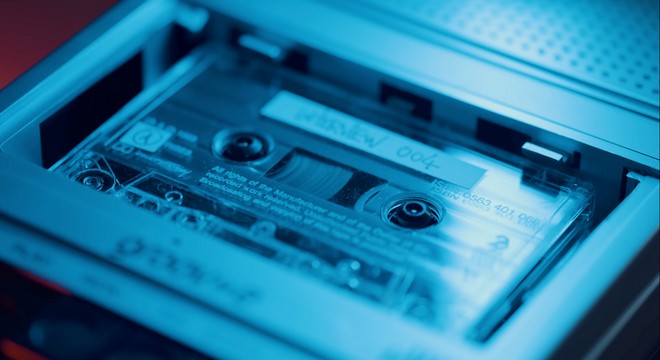 Anteprima: Questo lettore MP3 non solo sembra una cassetta, ma funziona come una cassetta