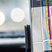 I navigatori satellitari aumentano il traffico?