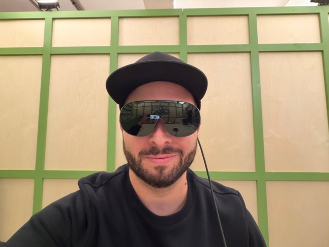 Ufficiale Meta VR Glasses: cinema, stadio e ufficio in un paio di occhiali da 100 grammi