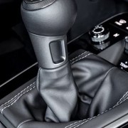 Porsche reinventa il cambio manuale: l'incredibile brevetto «quattro in uno
