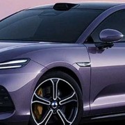 BYD lancia il modello con l'autonomia migliore al mondo: dati impressionant