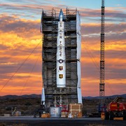 Missile nucleare Sentinel, primo assemblaggio completo in verticale