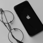 Riemerge un raro video di Steve Jobs nel momento per Apple più difficile