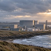 Reattori Xe-100: il nucleare modulare punta ai 6 GW nel Regno Unito