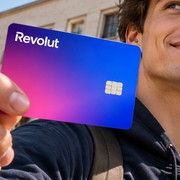 Revolut lancia Student benefits: oltre 400 euro di vantaggi per gli universitari