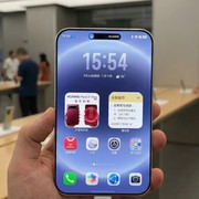 Huawei Pura X View, ci abbiamo messo le mani sopra: vi piacerebbe un telefono co