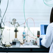 Proteine progettate dall'AI, Google sviluppa un watermark per riconoscerle