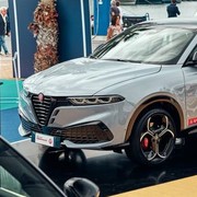 Alfa Romeo porta Luna Rossa al Salone Nautico: quattro modelli speciali in mostr
