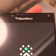 BlackBerry Passport torna in vita con Android a bordo
