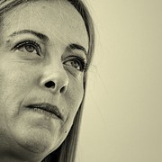 Io sono Giorgia Meloni: la premier deposita la sua voce contro i deepfake