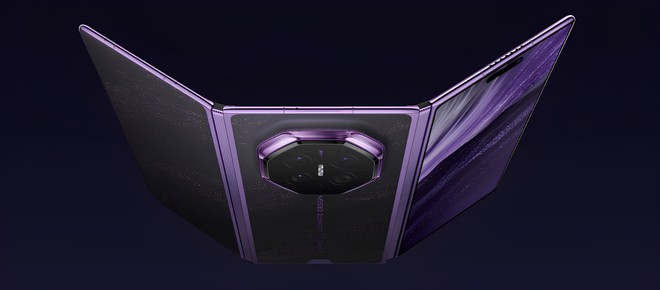 Anteprima: Huawei Mate XT 2 potrebbe raggiungere anche l'Europa: resta il ban negli Stati Uniti