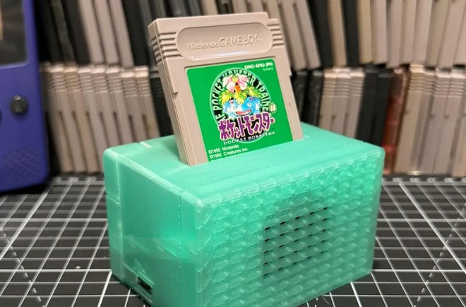Retro Song Bird è un gadget nostalgico che trasforma le cartucce Game Boy in musica