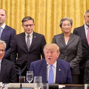 Trump assegna le massime onorificenze a Musk, Huang e altri big