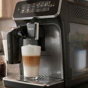 La macchina del caffè automatica Philips scontata di 190 su Amazon: 6 bevande, 